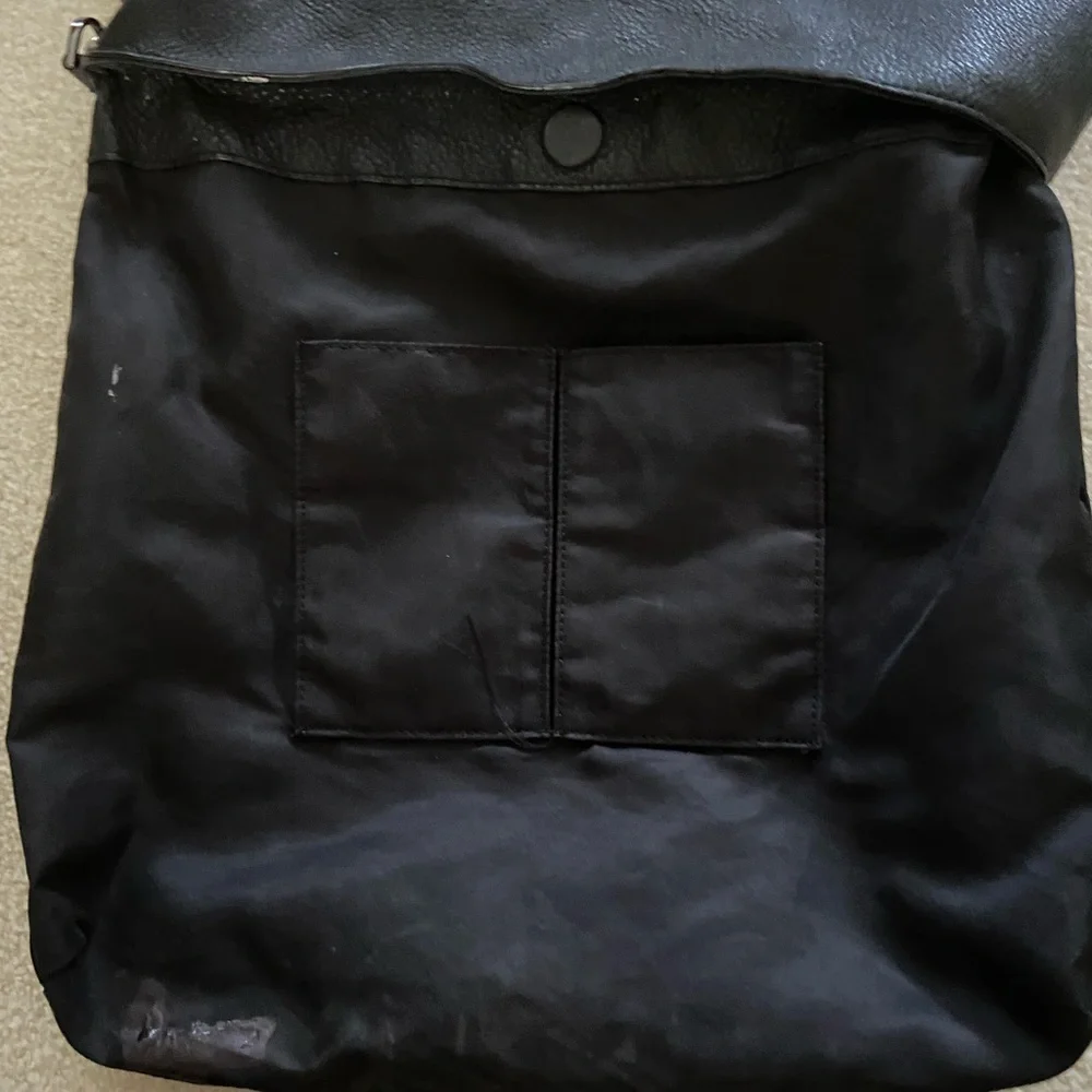 Rebecca Minkoff Slim Regan Hobo black 100% leather bag, zip pocket inside